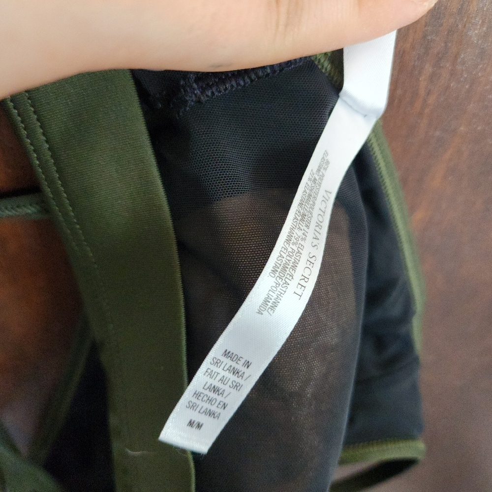 Victoria’s Secret Sport Bra M | Strappy Olive Green Mesh| Athleisure • Gym Core - Picture 6 of 6